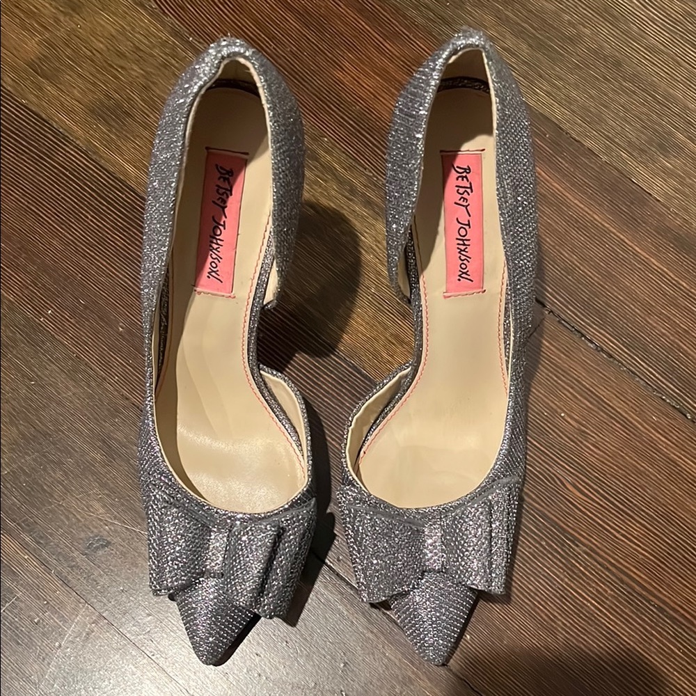 Betsey Johnson Silver Women's Pumps